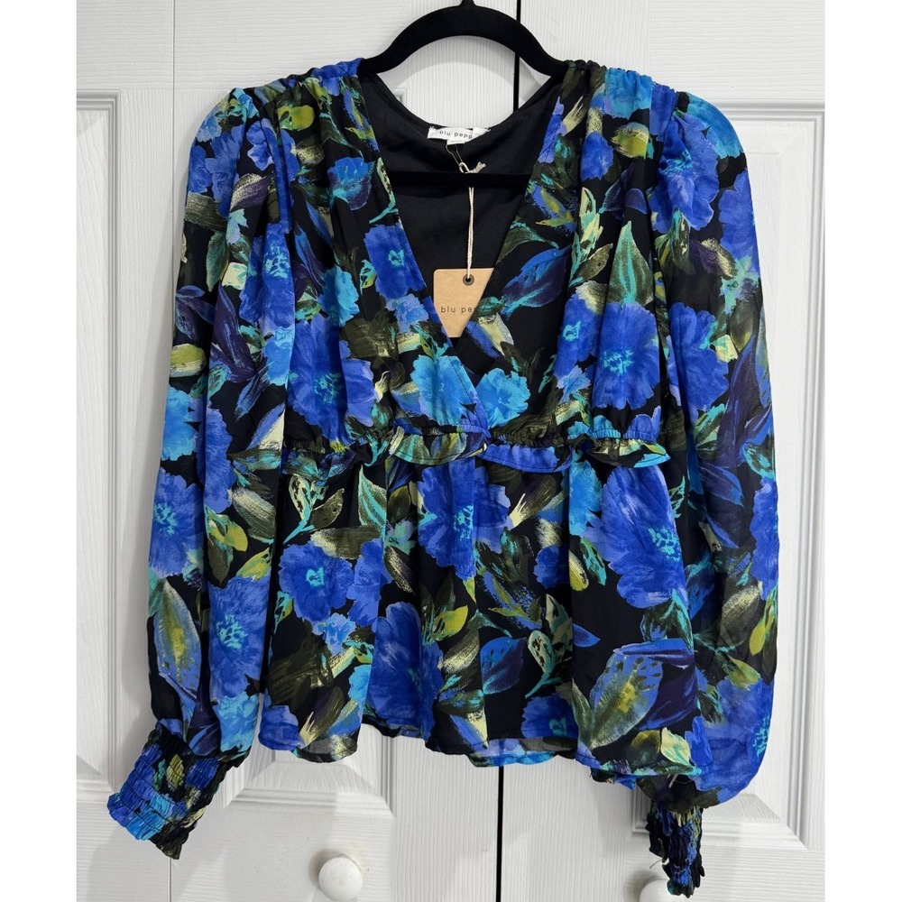 NWT Blu Pepper Blouse Top Women Small Black/Blue‎ Floral Long Sleeve Casual Wear